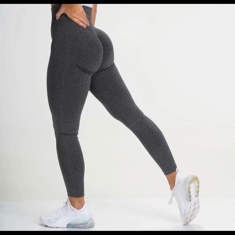 NVGTN Black Speckled Curve Leggings